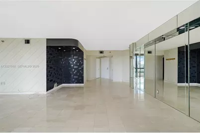 3600 Mystic Pointe Dr #812, Aventura, FL 33180 - Photo 3