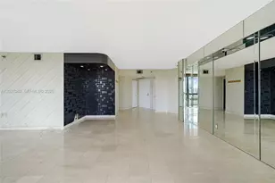 3600 Mystic Pointe Dr, Aventura, FL 33180 - Photo 3