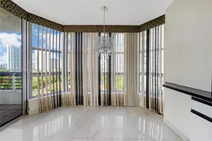3600 Mystic Pointe Dr, Aventura, FL 33180 - Photo 11