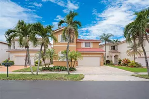 15558 SW 112th Dr, Miami, FL 33196 - Photo 1