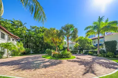 4731 Pine Tree Dr, Miami Beach, FL 33140 - Photo 19