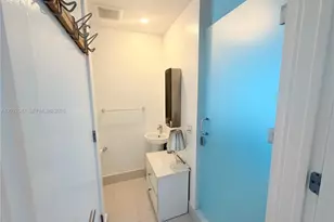 501 NE 31st St, Miami, FL 33137 - Photo 23