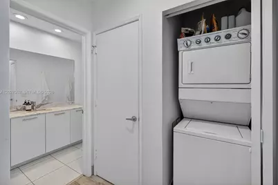 950 Brickell Bay Dr #4504, Miami, FL 33131 - Photo 15