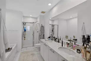 950 Brickell Bay Dr, Miami, FL 33131 - Photo 15
