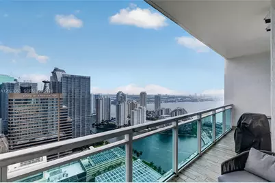 950 Brickell Bay Dr #4504, Miami, FL 33131 - Photo 5