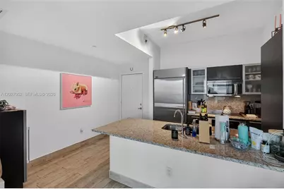 950 Brickell Bay Dr #4504, Miami, FL 33131 - Photo 7