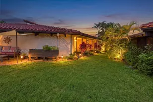 8189 Pine Cir, Tamarac, FL 33321 - Photo 45