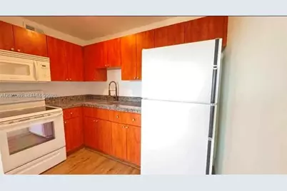 11195 SW 1st St #319, Sweetwater, FL 33174 - Photo 3