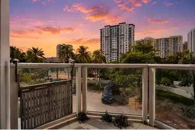 100 Bayview Dr #205, Sunny Isles Beach, FL 33160 - Photo 3
