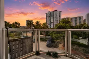 100 Bayview Dr, Sunny Isles Beach, FL 33160 - Photo 3