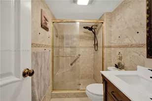 100 Bayview Dr, Sunny Isles Beach, FL 33160 - Photo 27