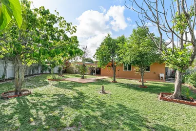 5540 NW 180th Ter, Miami Gardens, FL 33055 - Photo 37