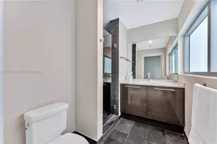 900 Biscayne Blvd, Miami, FL 33132 - Photo 23