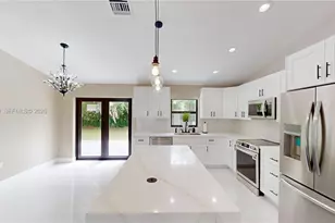 4726 Trout, Sebring, FL 33870 - Photo 7