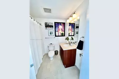 1111 SW 1 Ave #3419, Miami, FL 33130 - Photo 9