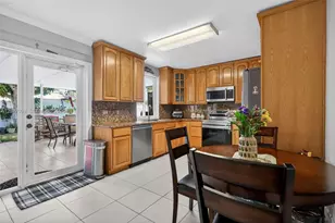 1440 N 68th Ave, Hollywood, FL 33024 - Photo 9