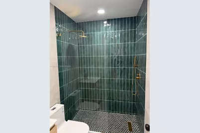 2426 NW 43rd St, Miami, FL 33142 - Photo 11