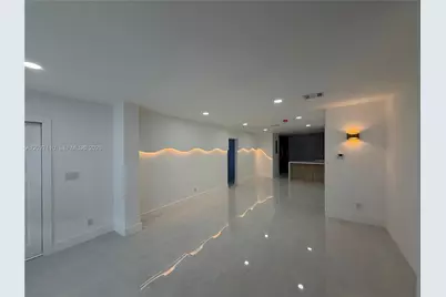 2426 NW 43rd St, Miami, FL 33142 - Photo 7