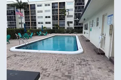 220 SW 9th Ave #219, Hallandale Beach, FL 33009 - Photo 3