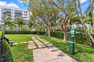 15051 Royal Oaks Ln, North Miami, FL 33181 - Photo 37