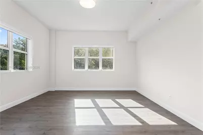 15051 Royal Oaks Ln #101, North Miami, FL 33181 - Photo 17