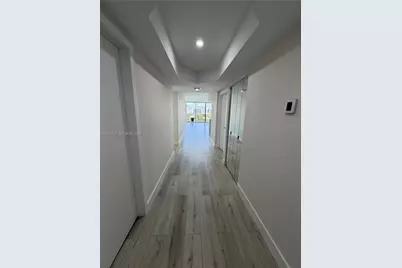 3640 Yacht Club Dr #805, Aventura, FL 33180 - Photo 5