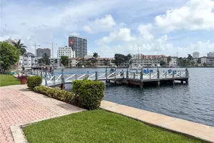 430 Golden Isles Dr, Hallandale Beach, FL 33009 - Photo 21
