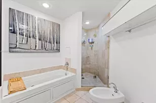 18201 Collins Ave, Sunny Isles Beach, FL 33160 - Photo 15