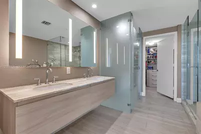 2900 NE 7th Ave #402, Miami, FL 33137 - Photo 25