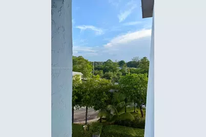 7801 NE 4th Ct #514, Miami, FL 33138 - Photo 37
