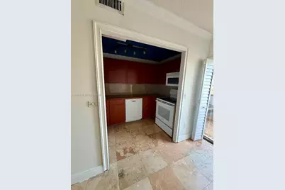 7801 NE 4th Ct #514, Miami, FL 33138 - Photo 27