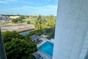7801 NE 4th Ct, Miami, FL 33138 - Photo 37