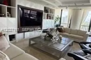 2000 Island Blvd, Aventura, FL 33160 - Photo 9
