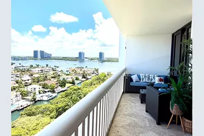 2000 Island Blvd #1404, Aventura, FL 33160 - Photo 23