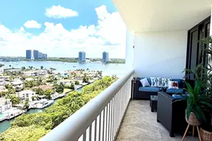 2000 Island Blvd, Aventura, FL 33160 - Photo 23