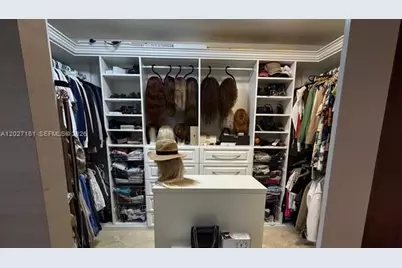 2000 Island Blvd #1404, Aventura, FL 33160 - Photo 21