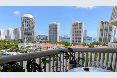 2000 Island Blvd #1404, Aventura, FL 33160 - Photo 5