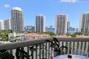 2000 Island Blvd, Aventura, FL 33160 - Photo 5