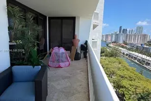 2000 Island Blvd, Aventura, FL 33160 - Photo 13