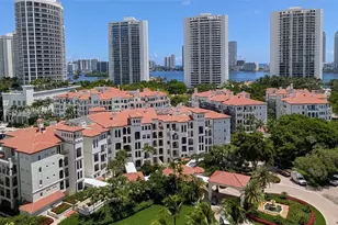 2000 Island Blvd, Aventura, FL 33160 - Photo 13