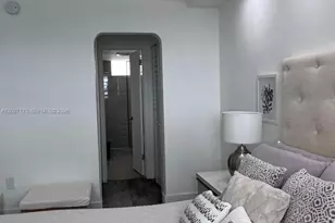 2910 Point E Dr, Aventura, FL 33160 - Photo 33