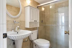 1925 Brickell Ave, Miami, FL 33129 - Photo 23