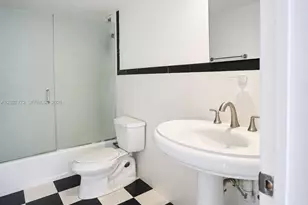 1925 Brickell Ave, Miami, FL 33129 - Photo 41