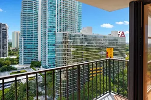 1925 Brickell Ave, Miami, FL 33129 - Photo 17