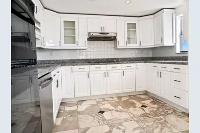 1925 Brickell Ave #D-1808, Miami, FL 33129 - Photo 21