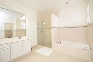 14372 NW 83rd Ave, Miami Lakes, FL 33016 - Photo 13