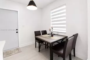 6748 SW 38th St, Miami, FL 33155 - Photo 9