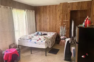 1100 NW 110th St, Miami, FL 33168 - Photo 21