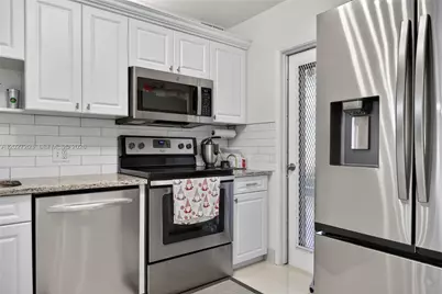 [Address not provided], Pompano Beach, FL 33069 - Photo 5