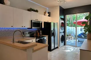 160 SW 16th Ave, Homestead, FL 33030 - Photo 9